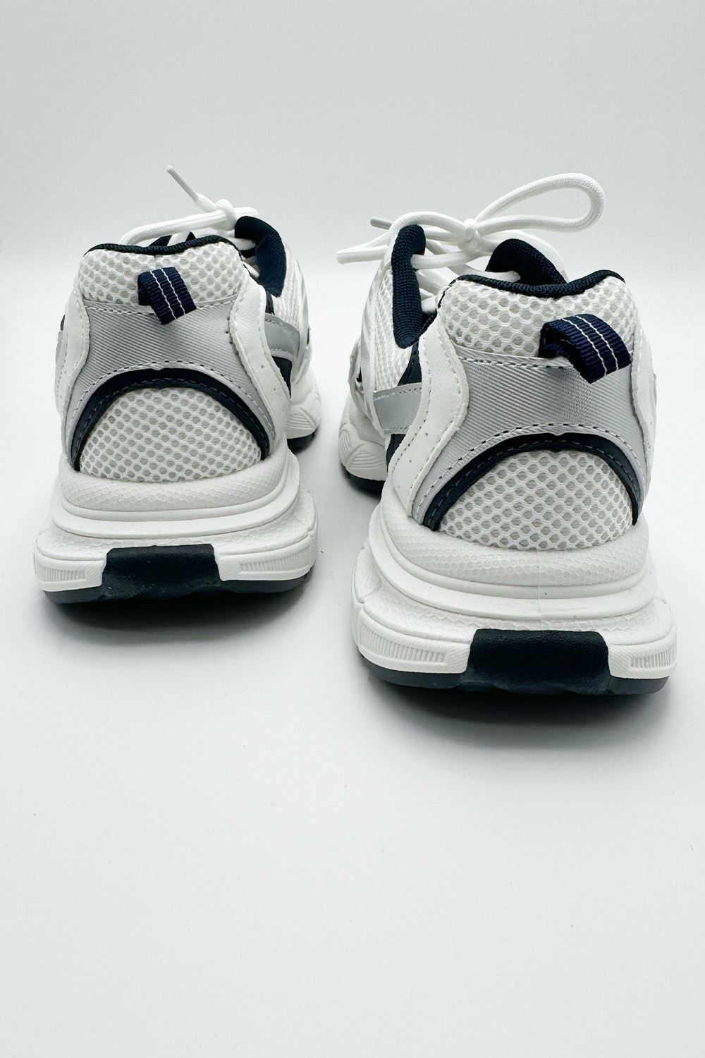 Novastride Mesh Lace-Up Trainers In White 23016-WHT-3