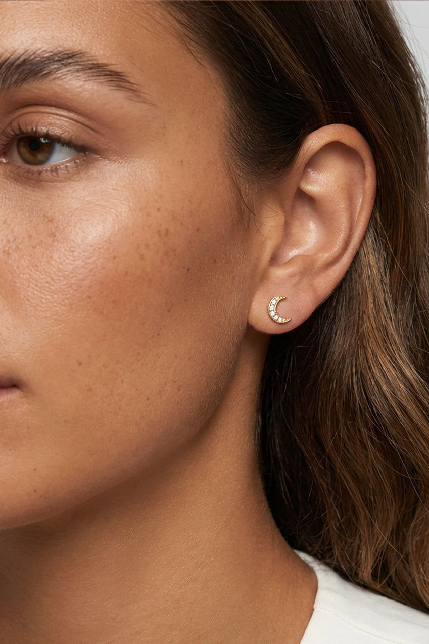 Moon Stud Earrings 612