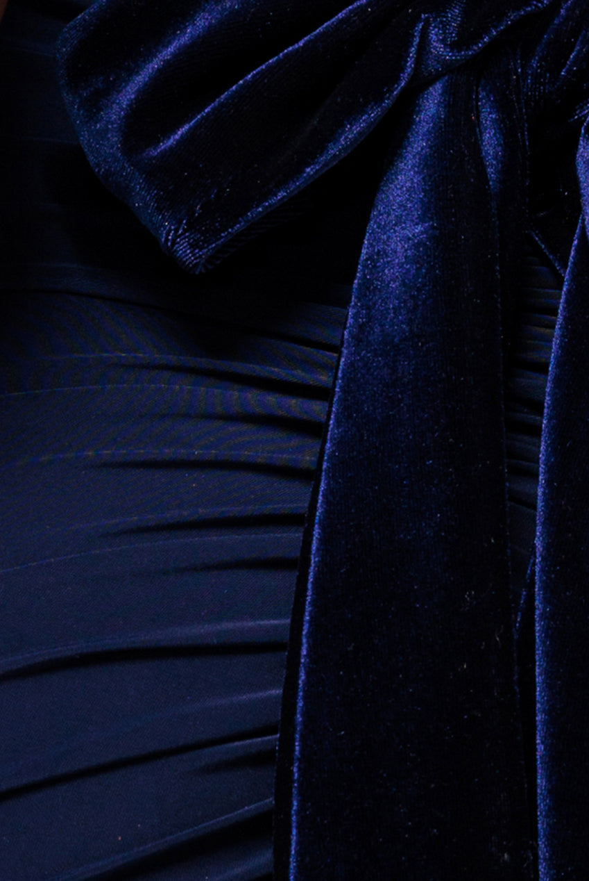 Open Back Cowl Neck Gathered Maxi Dress With Velvet Tie Back - Navy Blue DR4856