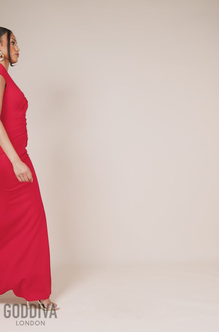 Bardot Pleated Maxi With Metal Trim Maxi Dress - Red DR4306