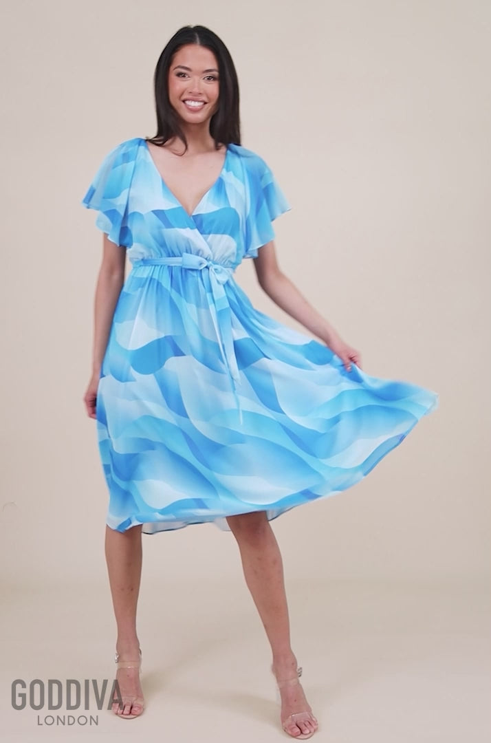 Printed Flutter Sleeve Chiffon Midi Dress - Light Blue DR4515