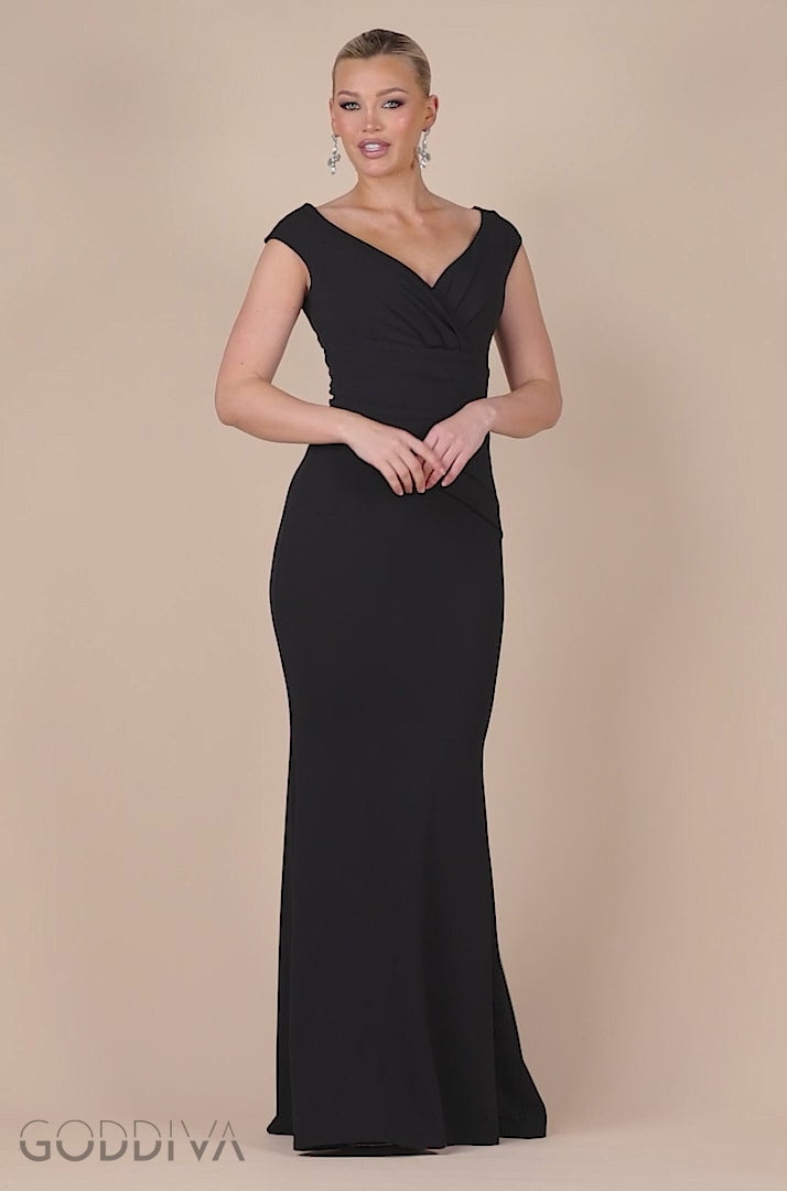 Bardot Pleated Maxi Dress - Black DR1092