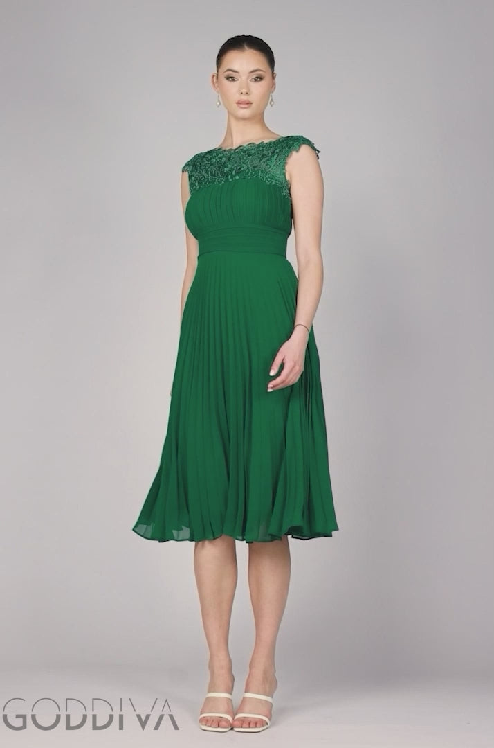 Crochet & Pleated Top Midi - Emerald DR3821