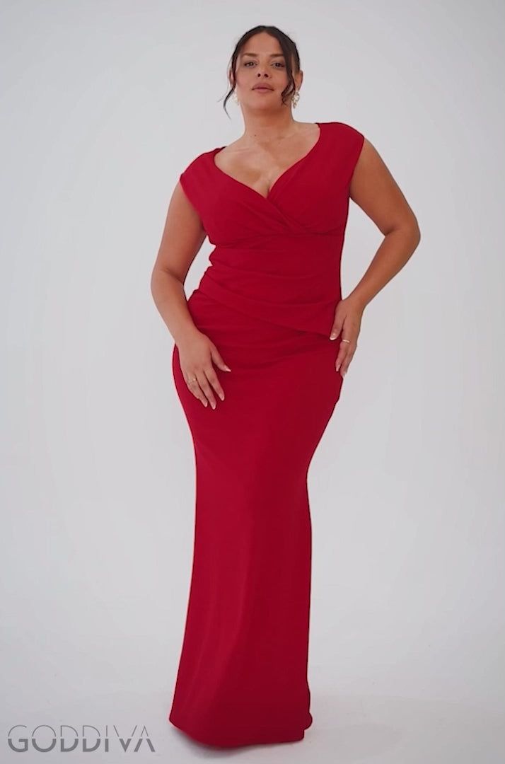Bardot Pleated Maxi Dress - Red DR1092SCPLUS