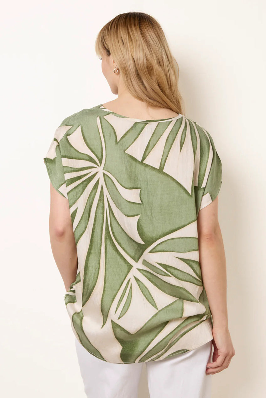 Large Floral Round Neck Top SS26090B056