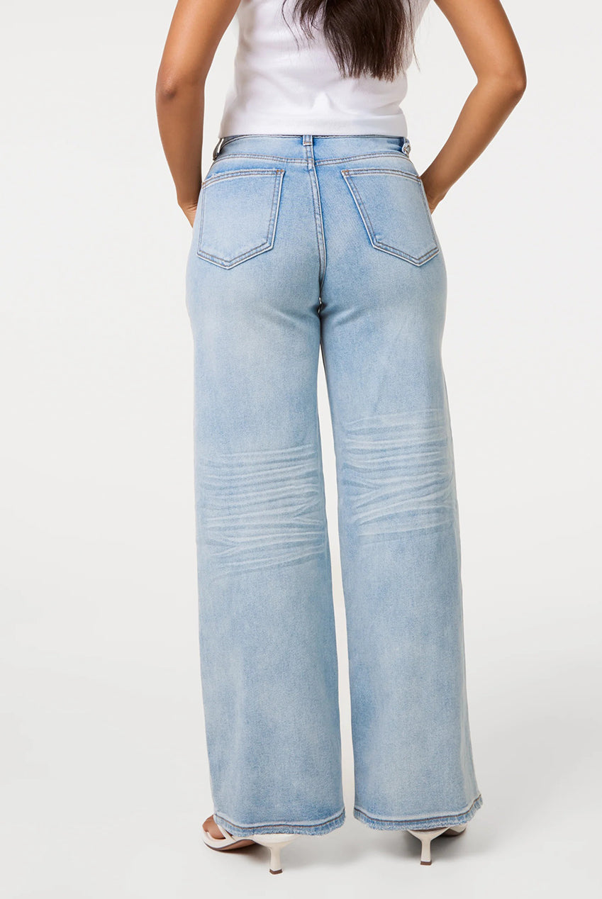Whisker Wide Leg Jeans SS26192P018