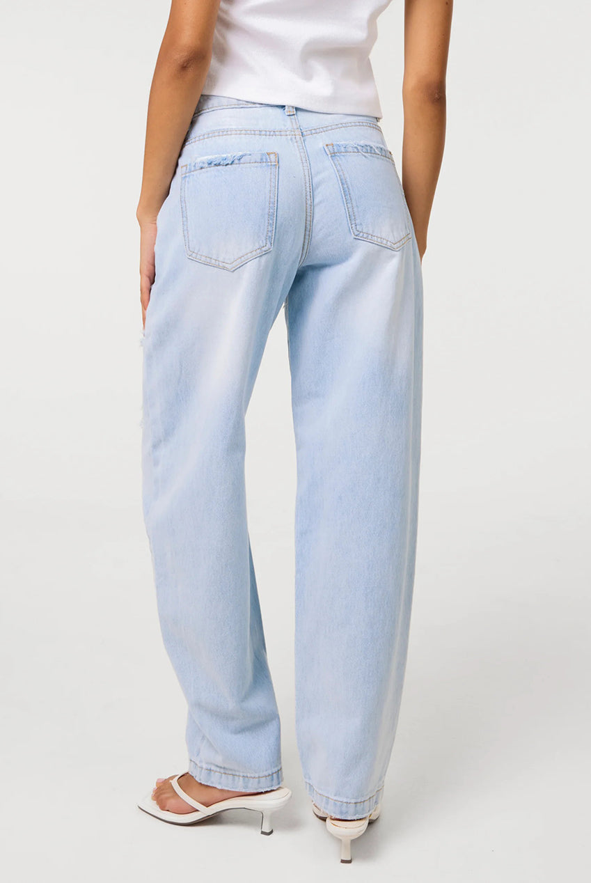 Ripped Washed Barrel Jeans SS26331P262