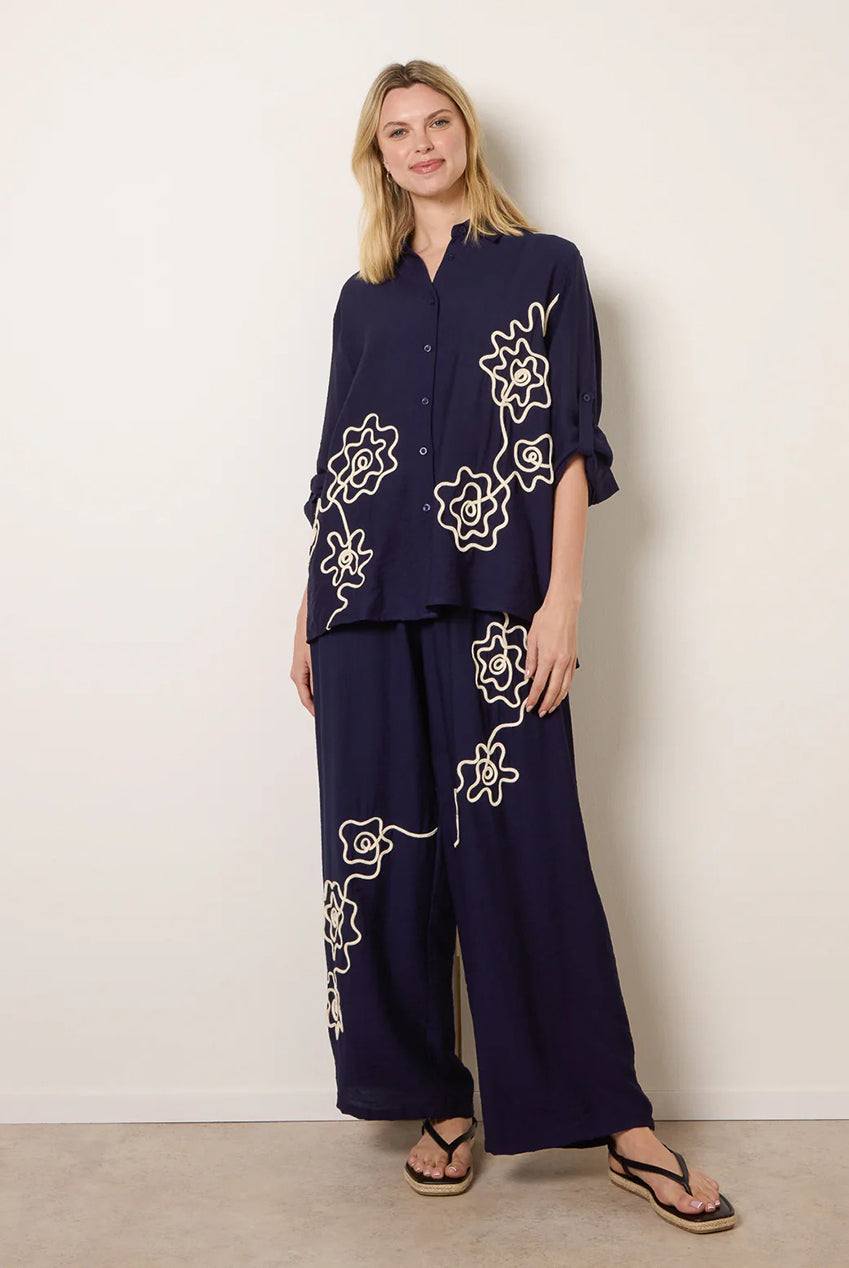 Floral Embroidery Shirt WF5763BV130