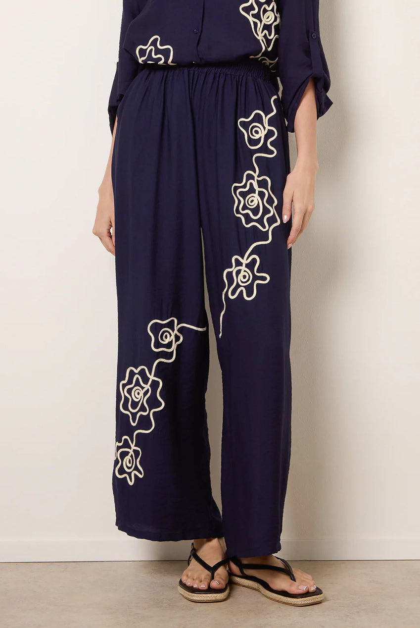 Floral Embroidery Trousers WF5766BV130