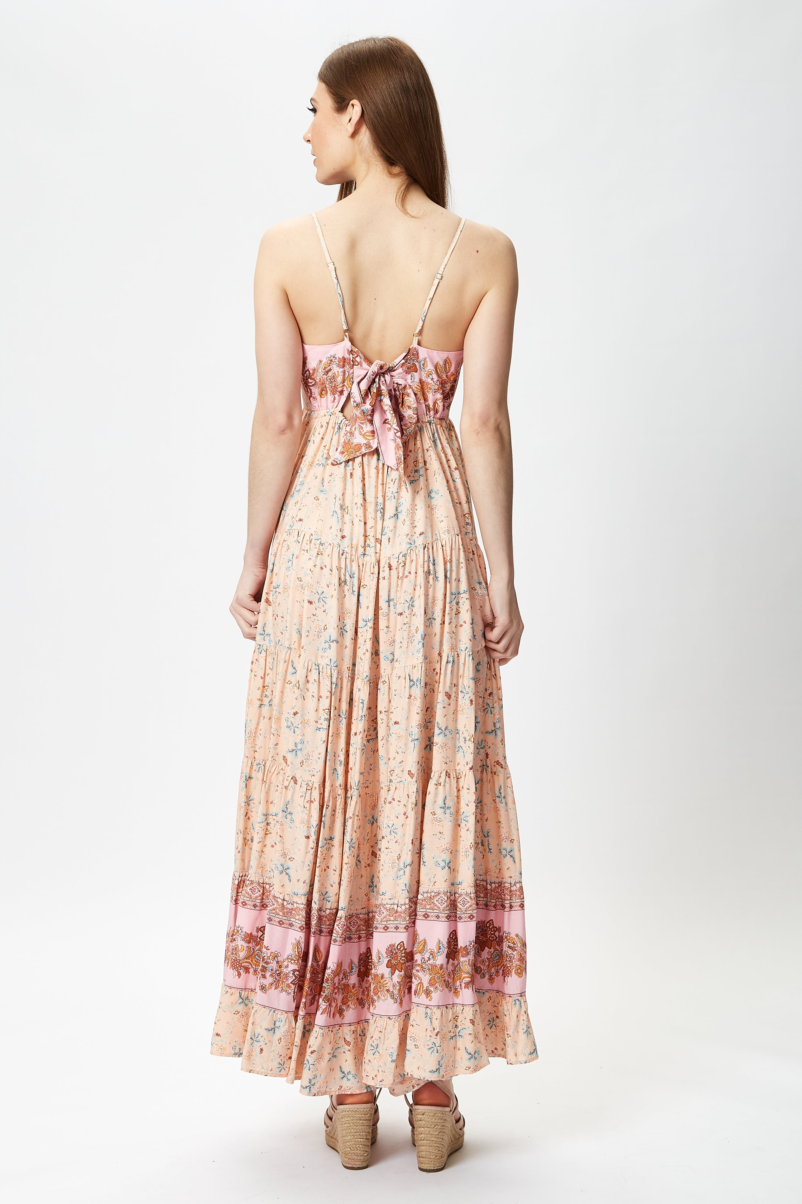Liquorish Cami Maxi Dress in Nude Floral Print with Tie Back Liquorish