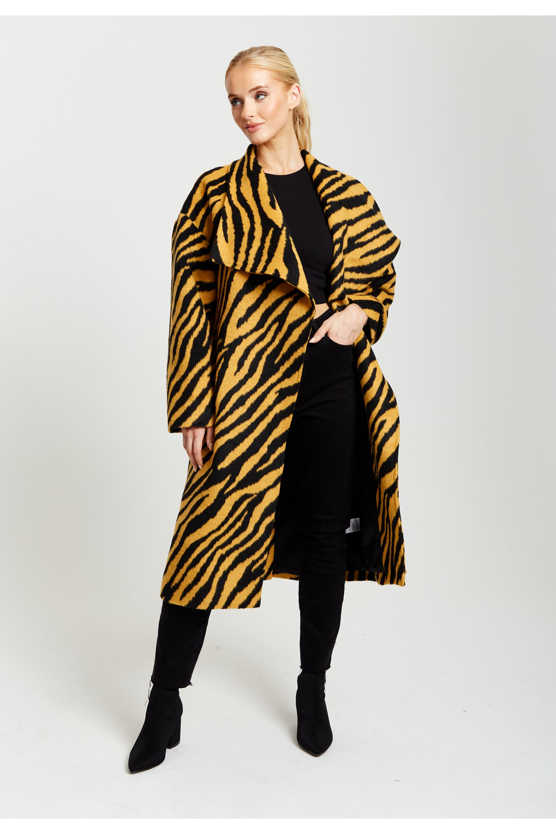 Zebra Print Longline Coat In Mustard And Black 169-LIQ22AW047-A