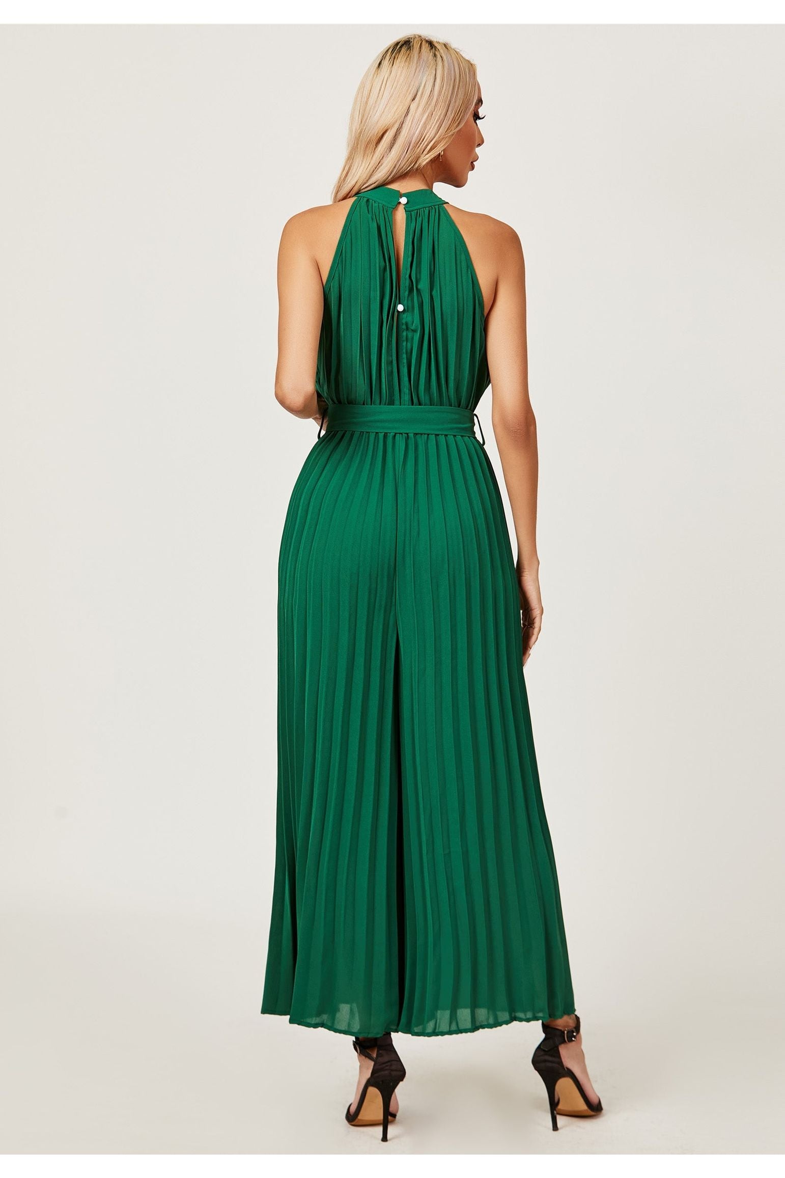 Halter Neck Pleated Jumpsuit In Green FS507