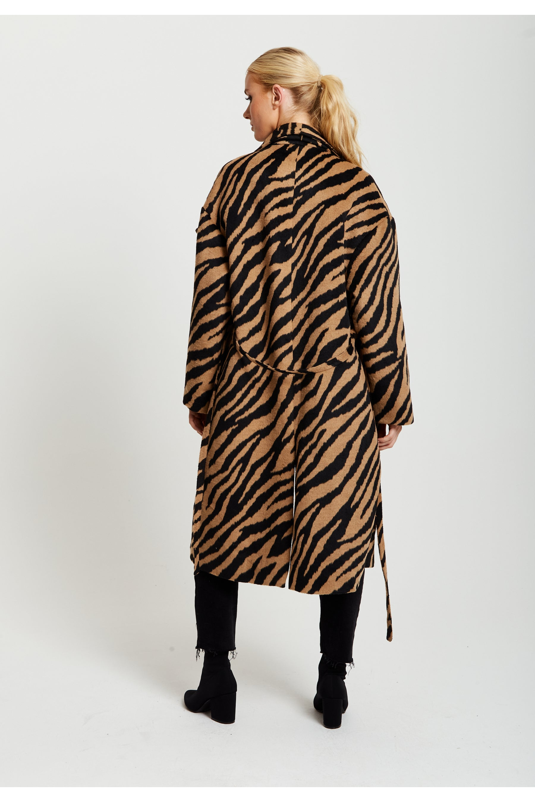 Zebra Print Longline Coat In Brown And Black F3-170-LIQ22AW047-B