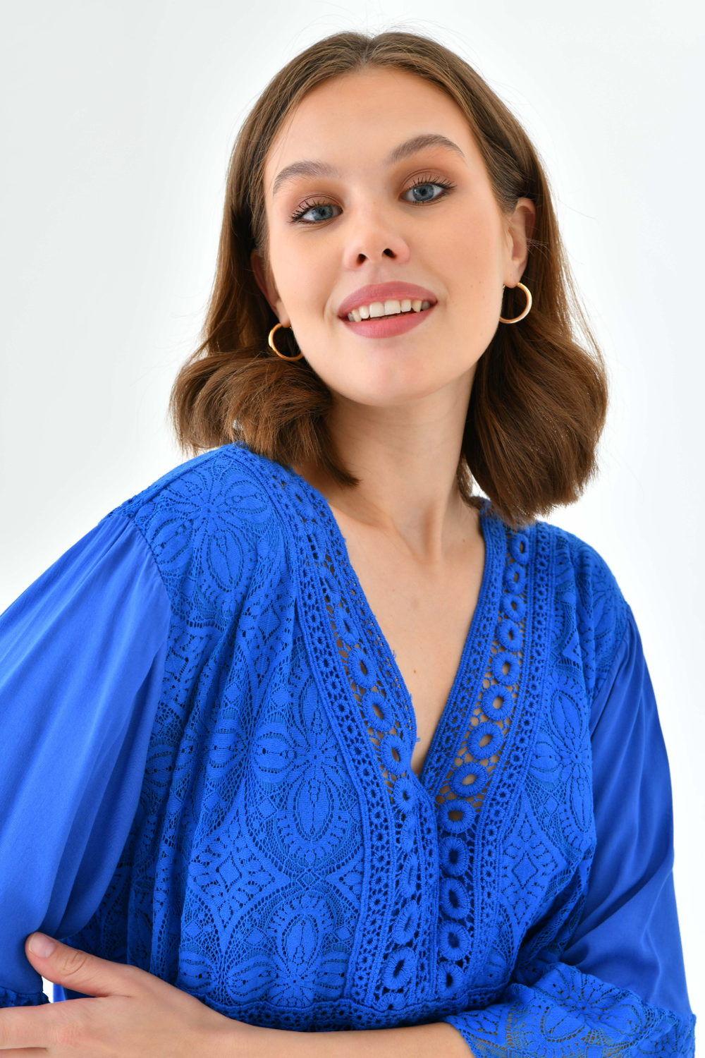 Oversized 3/4 Sleeves Lace Detailed V Neck Mini Dress In Royal Blue 0490DRESSROYALBLUE