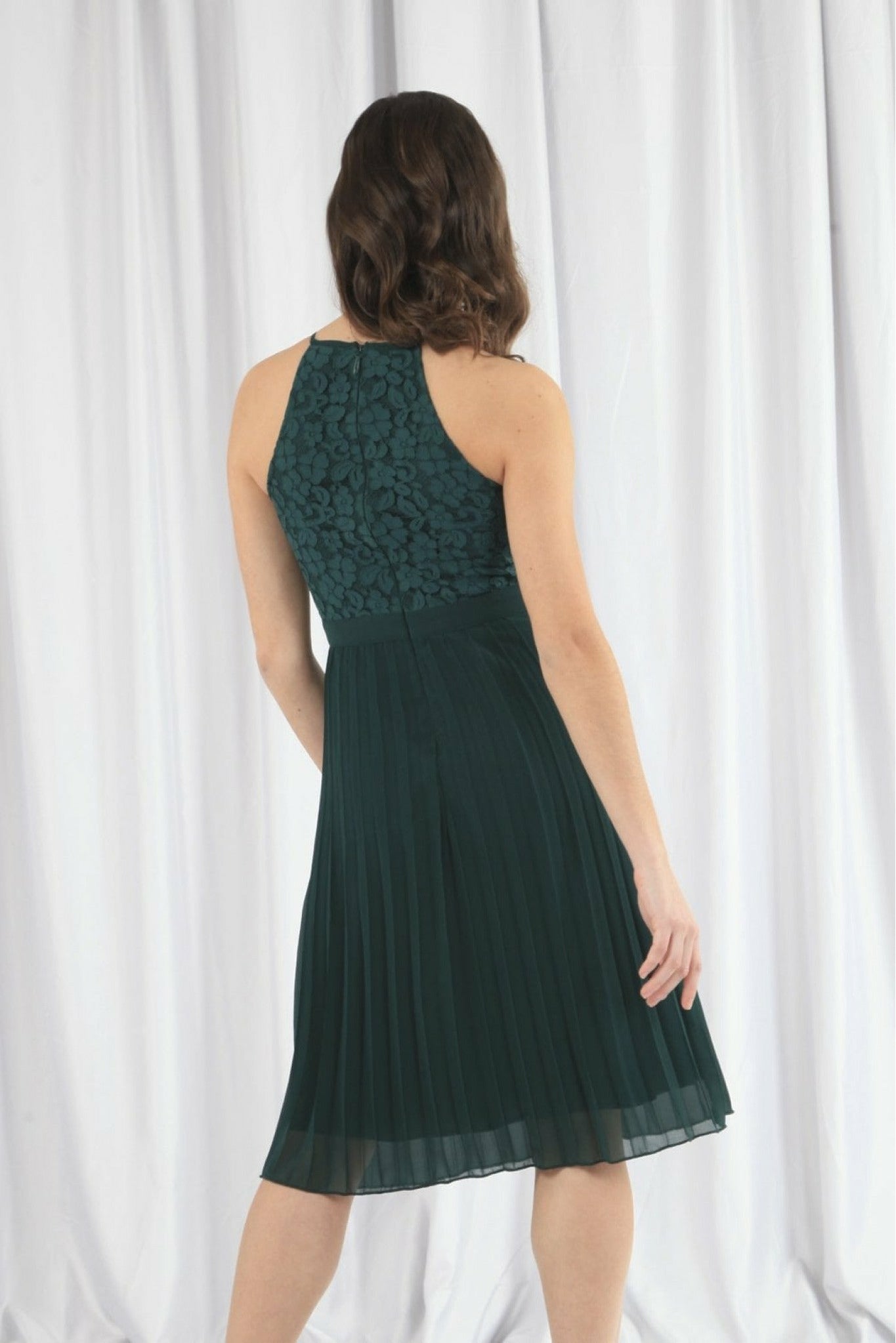 Green Halter Neck Pleated Lace Dress DR0000083