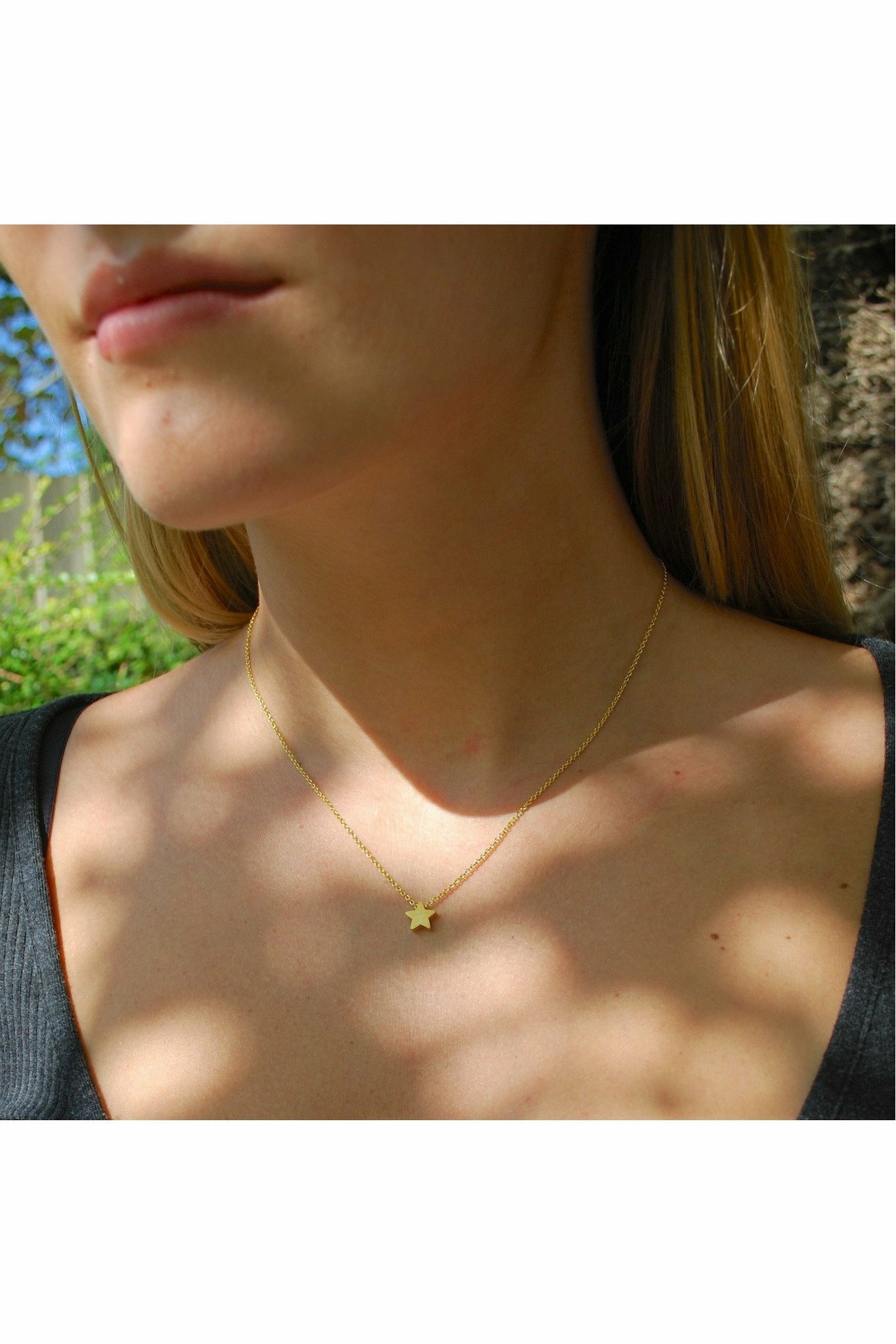 Star necklace in gold NLK15G