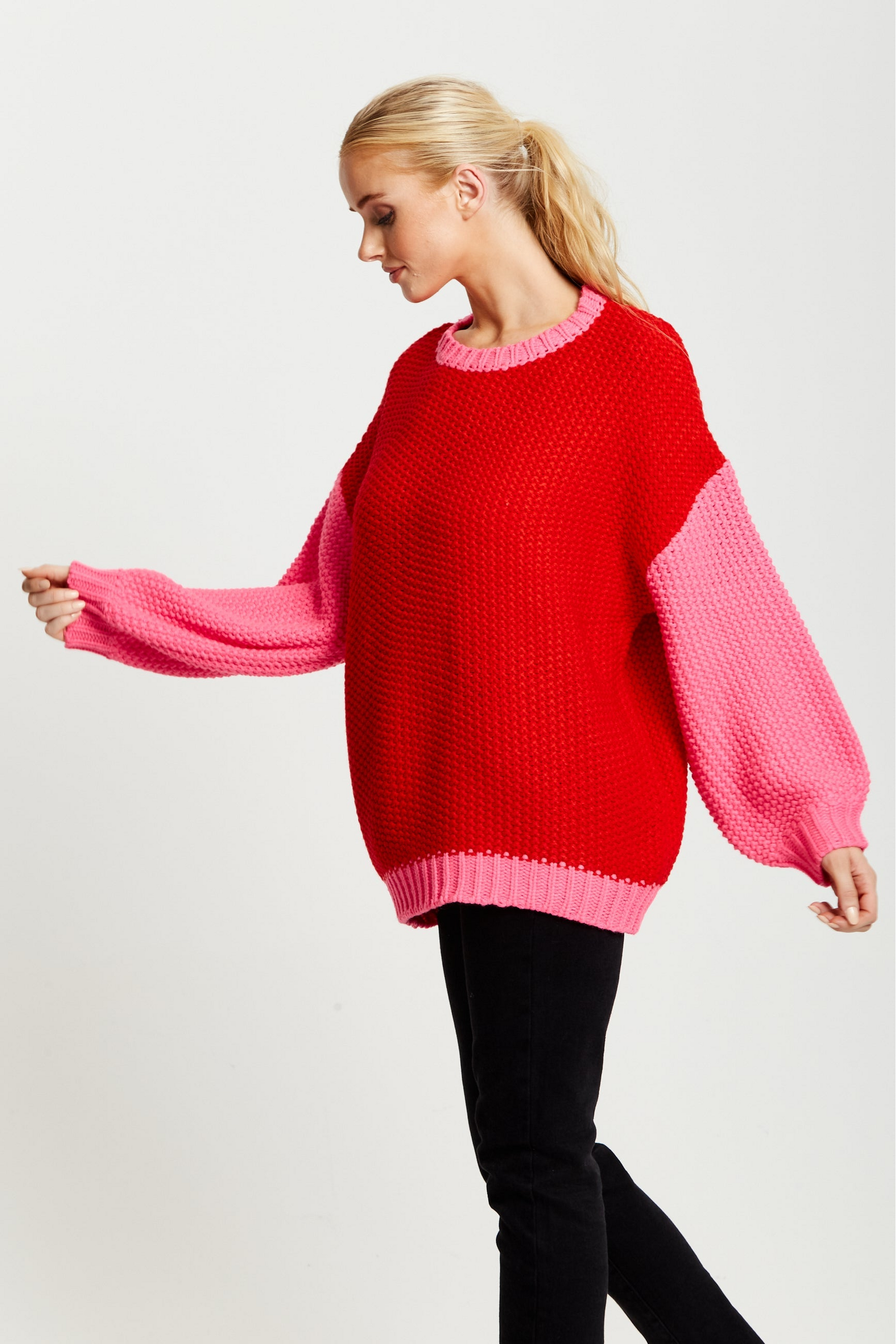 Contrast Sleeve Jumper In Pink And Red A14-LIQ21-191