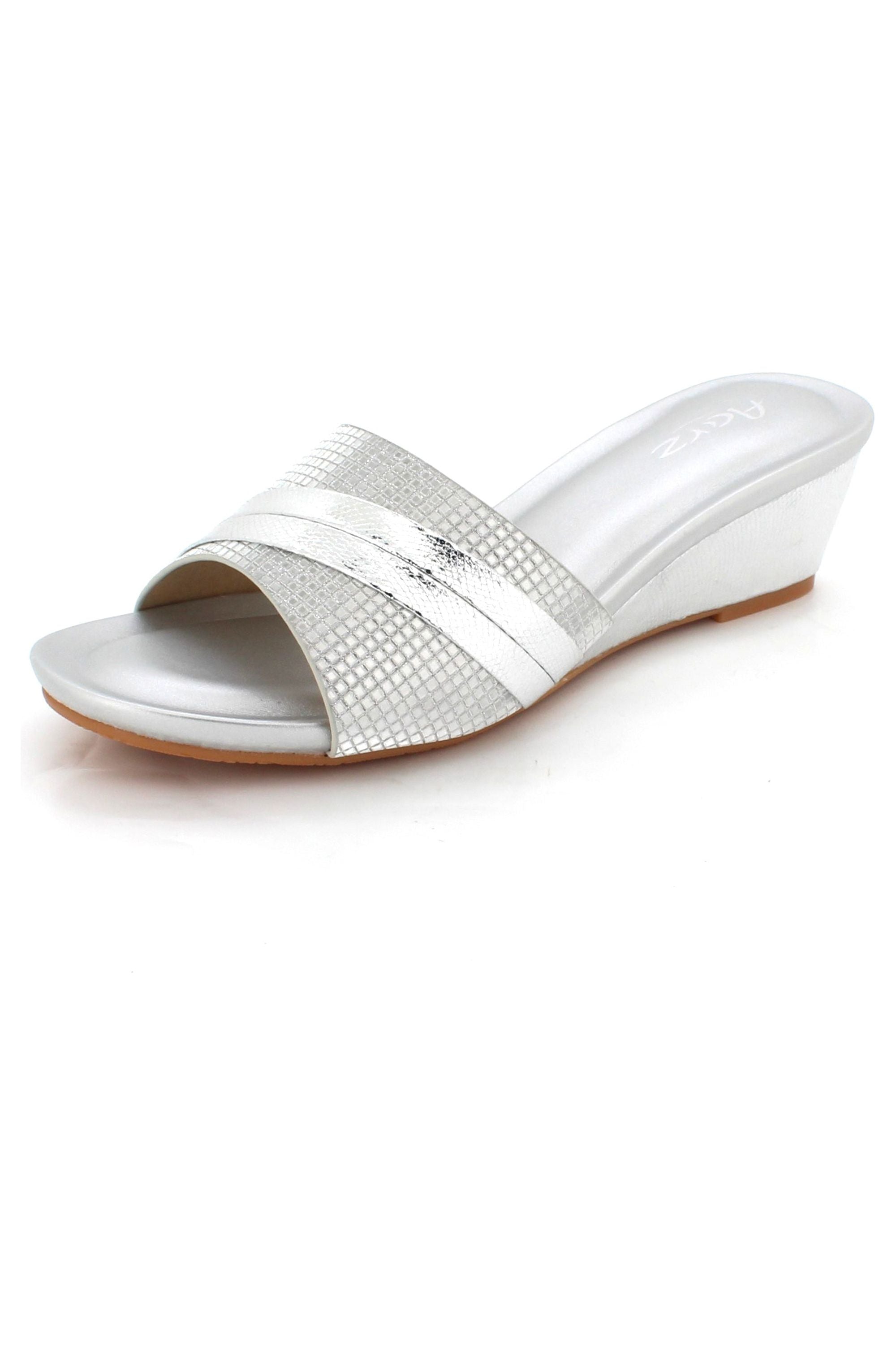 Open Toe Cushioned Everyday Wear Soft Lightweight Sandals L7839