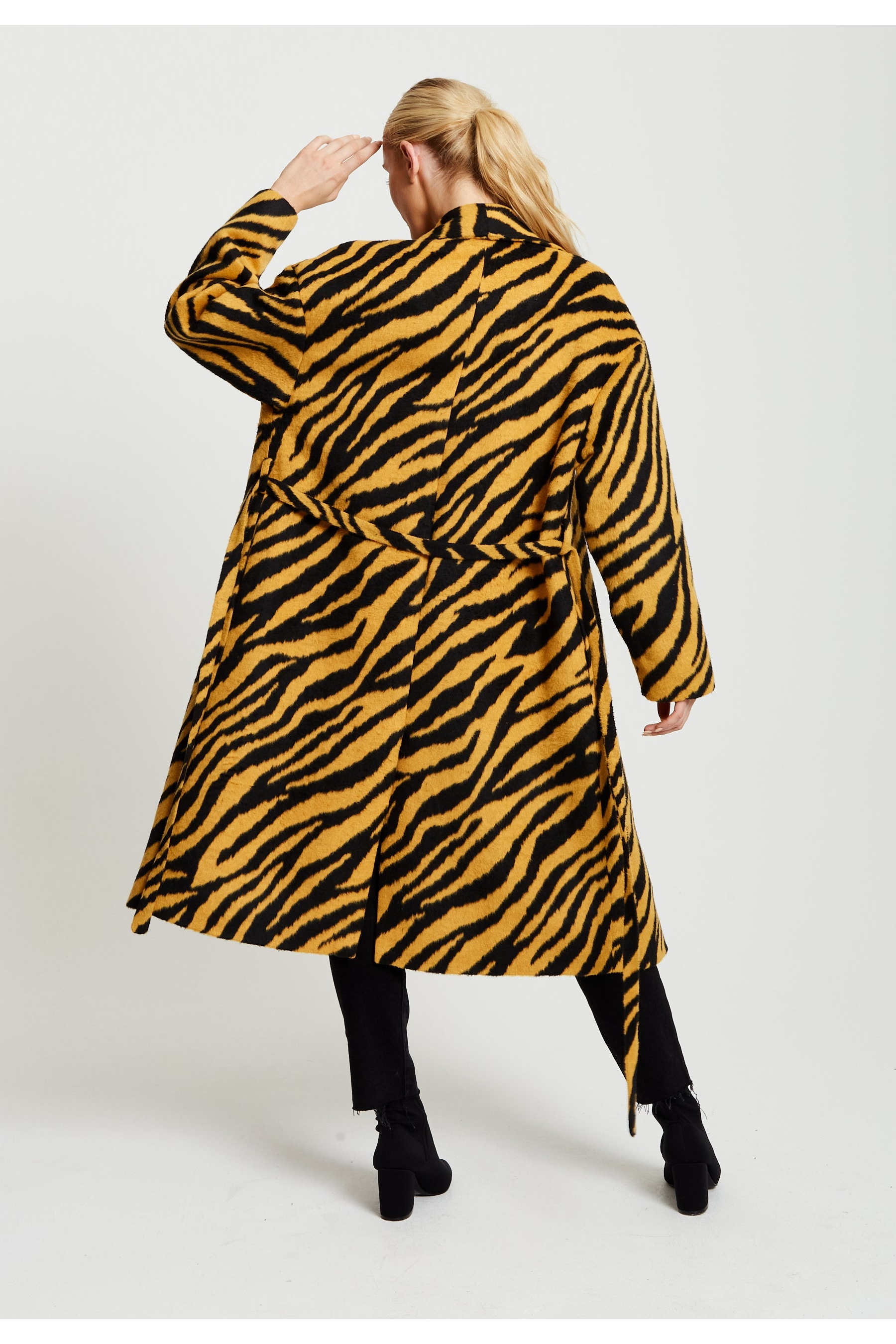 Zebra Print Longline Coat In Mustard And Black 169-LIQ22AW047-A