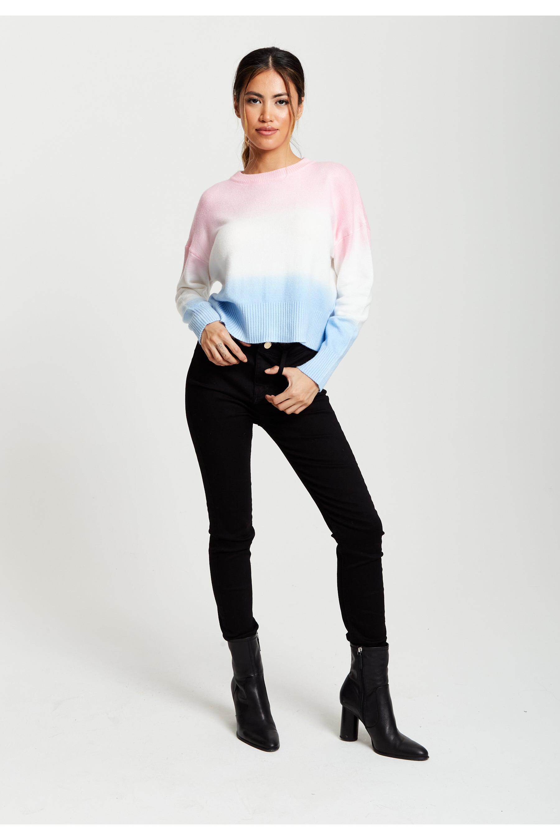 Ombre Pattern Jumper In Pink, White And Blue A6-131-LIQ23KN006