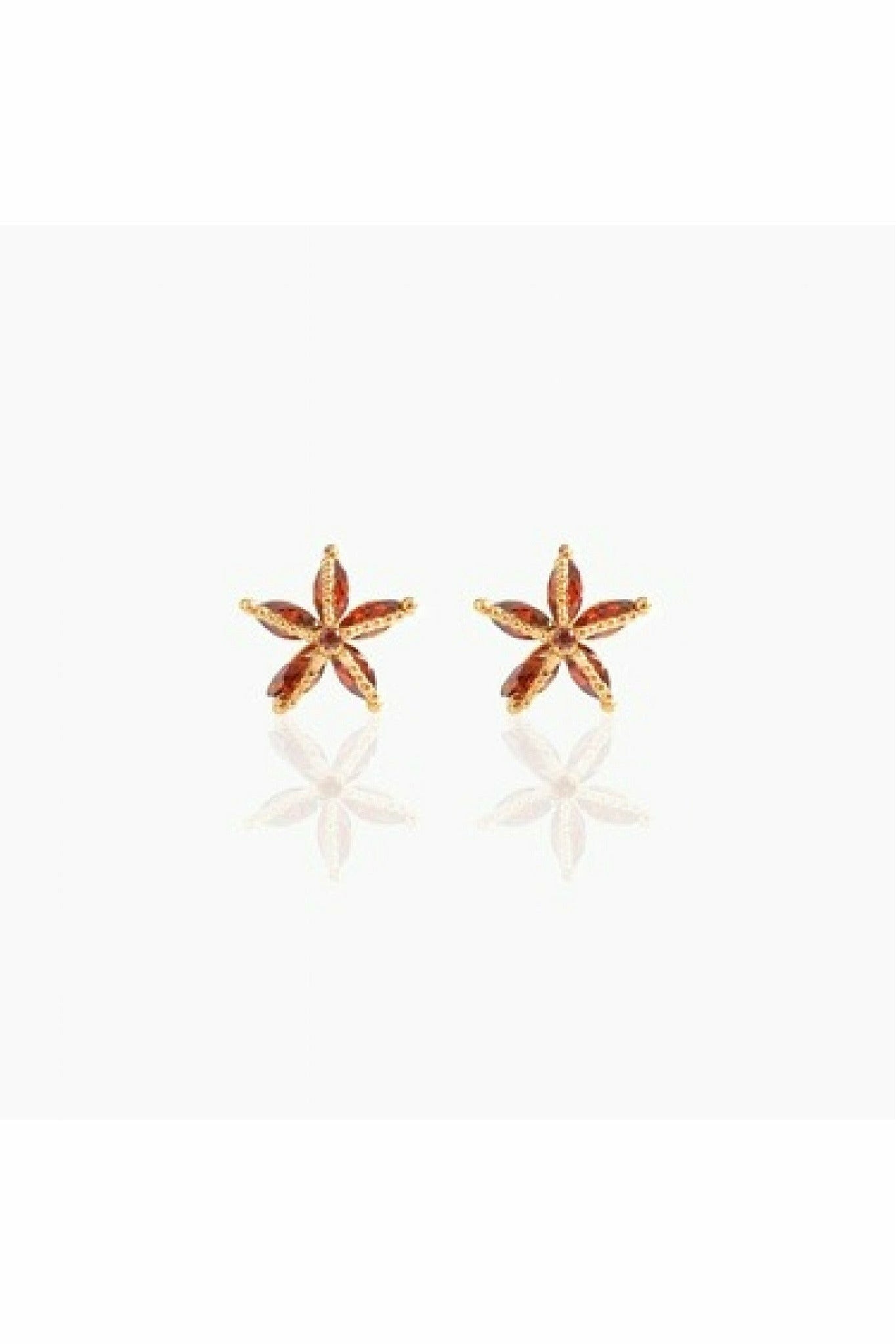 Dainty Starfish Stud Earrings STARFISH02