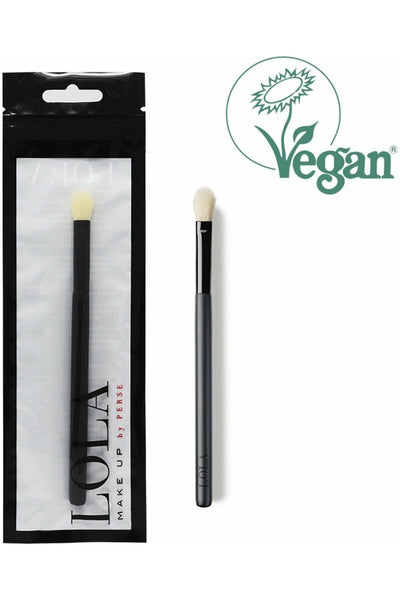 Black - Professional Eyeshadow blending Brush by Lola Make up