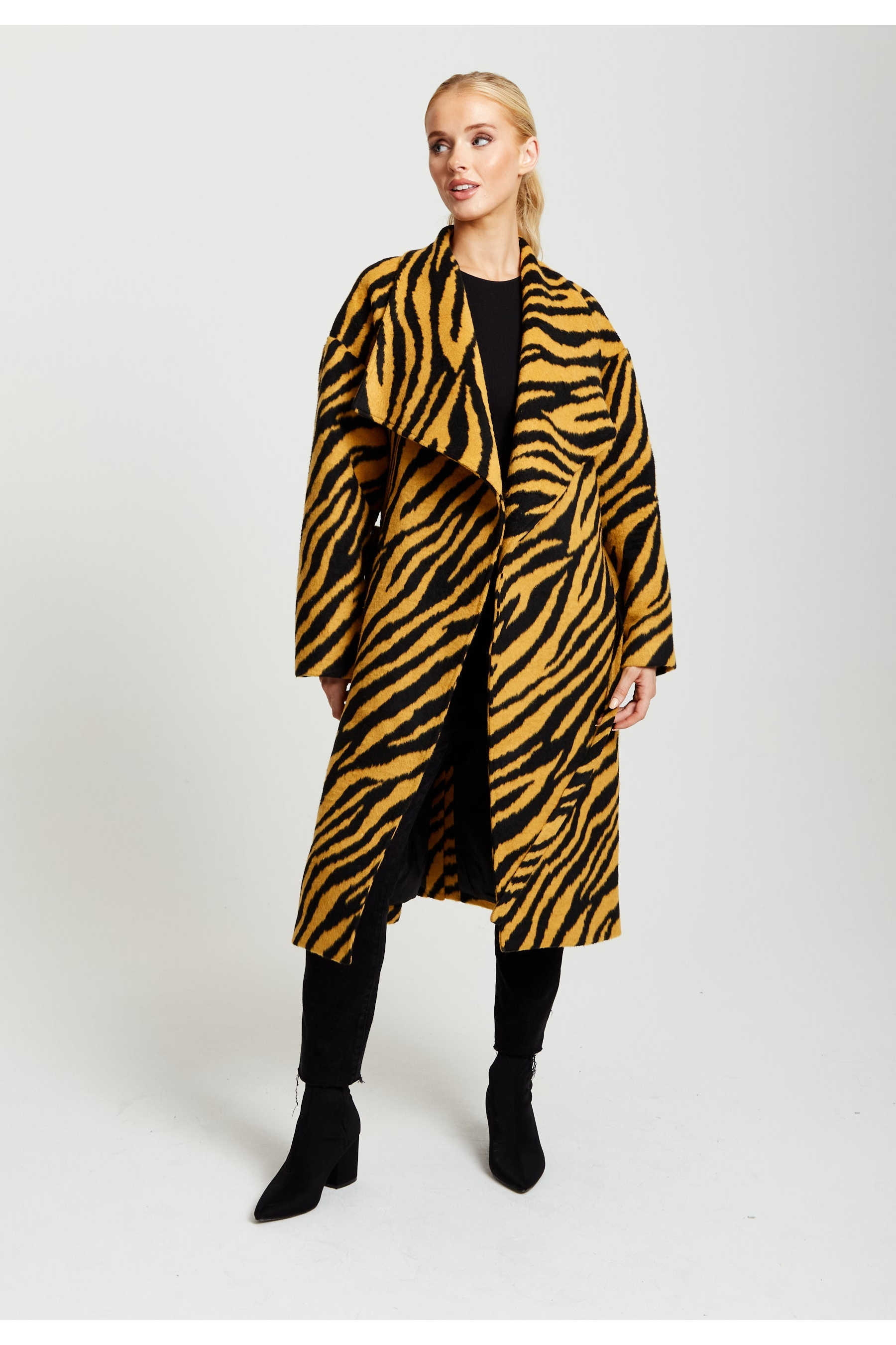 Zebra Print Longline Coat In Mustard And Black 169-LIQ22AW047-A