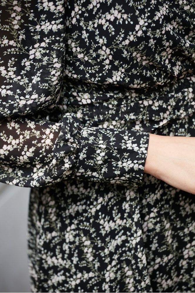 Black Floral Print Wrap Dress DR0000056