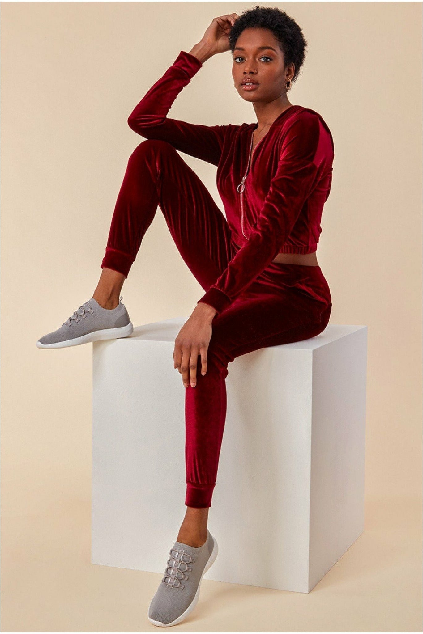 Cuffed Ankle Velour Tracksuit - Red TS10
