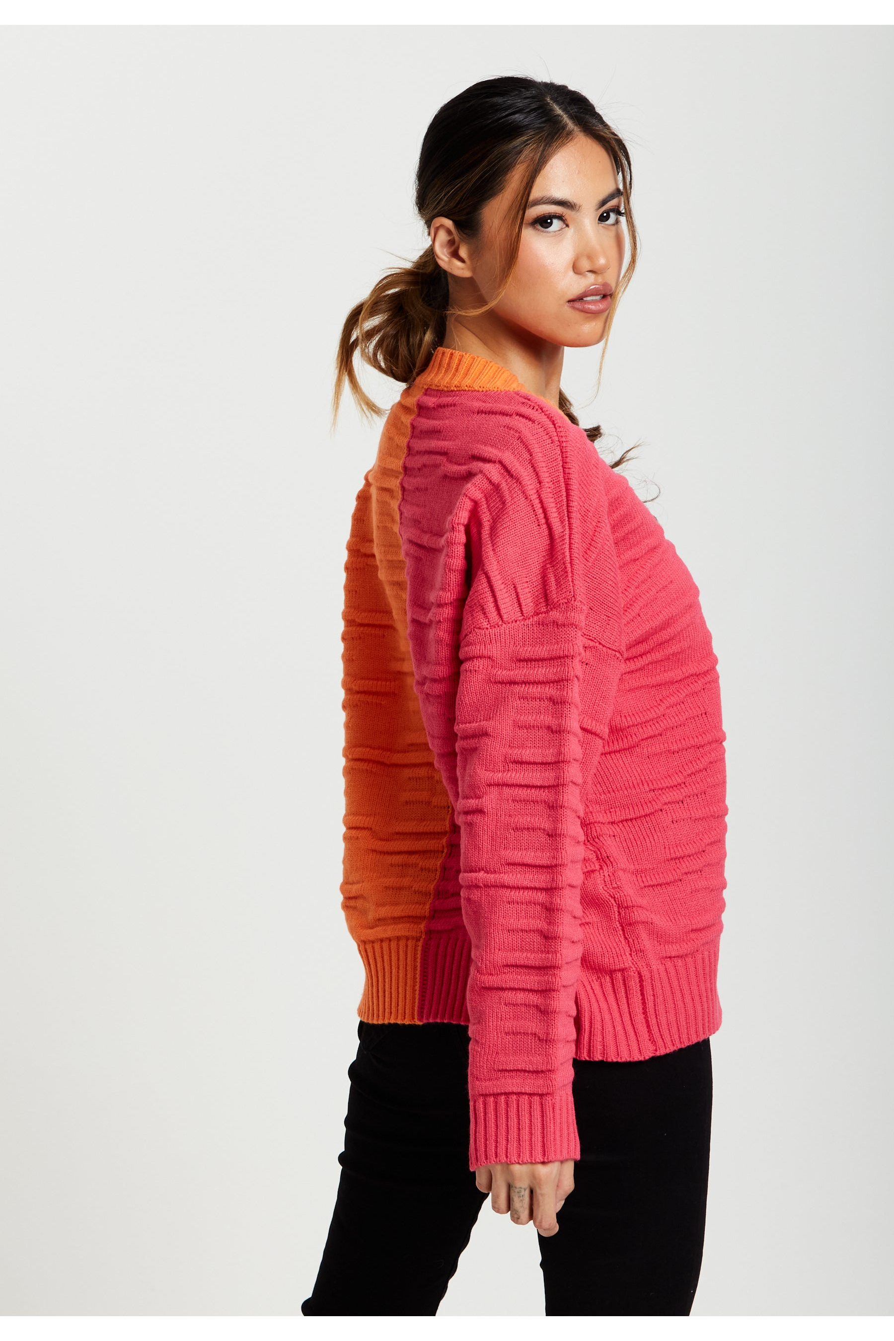 Colour Block Jumper In Orange And Pink D1-LS-L22AW022