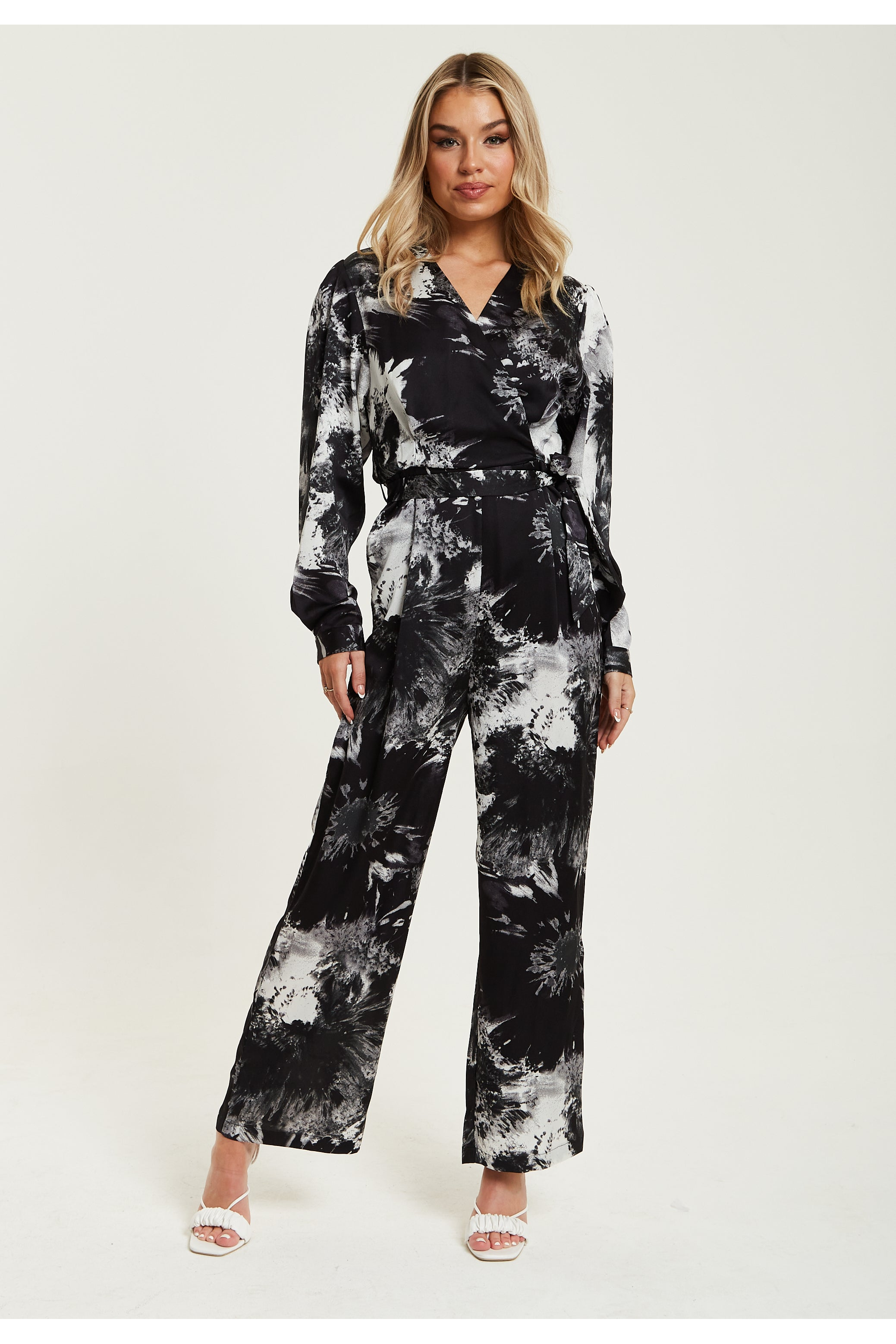Mono Abstract Print Jumpsuit With Long Sleeves G5-240-LIQ23SS000